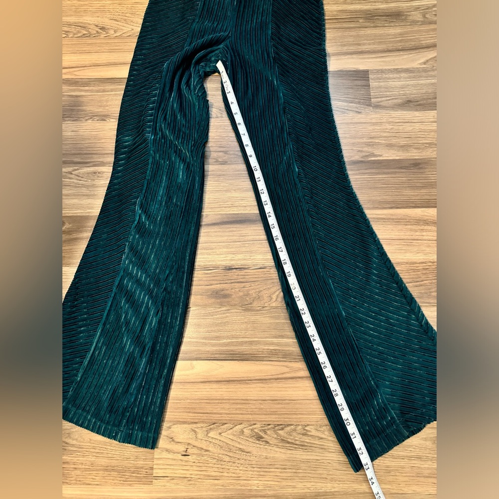 Free People Velvet Dark Green Ribbed Slim Flare Pull On Bell Bottom Pants M - Picture 10 of 11